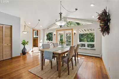 15960 SW Roshak Rd, Portland, OR 97224 - Photo 3