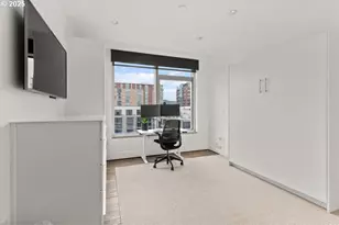 1001 NW Lovejoy St, Portland, OR 97209 - Photo 33