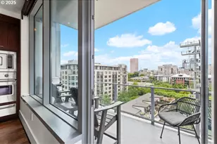 1001 NW Lovejoy St, Portland, OR 97209 - Photo 31