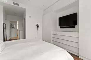 1001 NW Lovejoy St, Portland, OR 97209 - Photo 25