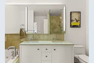 1001 NW Lovejoy St #810, Portland, OR 97209 - Photo 19