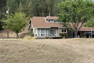 1090 E Willis Creek Rd, Winston, OR 97496 - Photo 35