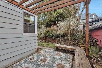 6815 SW 8th Ave, Portland, OR 97219 - Photo 25