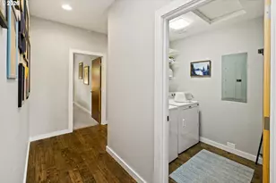 9302 SW 30th Ave, Portland, OR 97219 - Photo 35