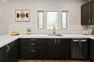 9302 SW 30th Ave, Portland, OR 97219 - Photo 19