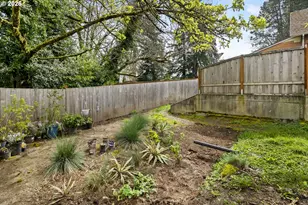 9302 SW 30th Ave, Portland, OR 97219 - Photo 41