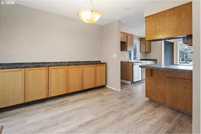 20474 SW Rosa Dr, Beaverton, OR 97078 - Photo 9