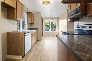 20474 SW Rosa Dr, Beaverton, OR 97078 - Photo 11