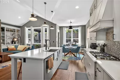 108 W 16th St, La Center, WA 98629 - Photo 9