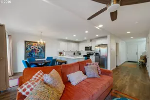 17 NW 6th Pl, Warrenton, OR 97146 - Photo 7