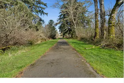 17 NW 6th Pl, Warrenton, OR 97146 - Photo 31