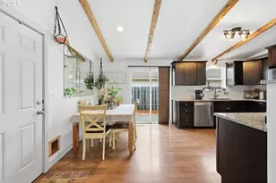 8822 SE Knapp St, Portland, OR 97266 - Photo 9