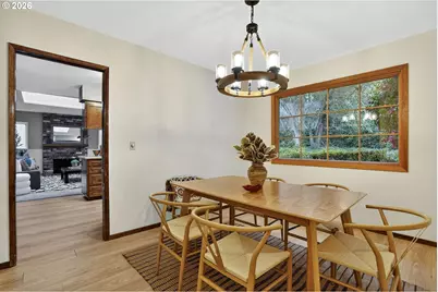 12855 SW Glenn Dr, Beaverton, OR 97008 - Photo 5