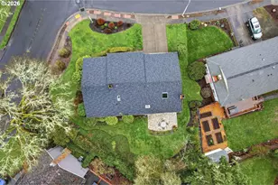 12855 SW Glenn Dr, Beaverton, OR 97008 - Photo 35