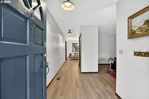 12855 SW Glenn Dr, Beaverton, OR 97008 - Photo 7