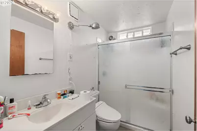 680/690 E 20th Ave, Eugene, OR 97405 - Photo 29