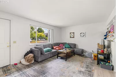 680 E 20th Ave, Eugene, OR 97405 - Photo 7