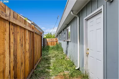680 E 20th Ave, Eugene, OR 97405 - Photo 19