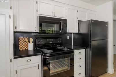 1435 NW 1st St, Gresham, OR 97030 - Photo 7