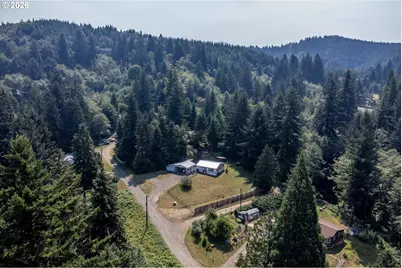 136 N Davis Ln, Otis, OR 97368 - Photo 3