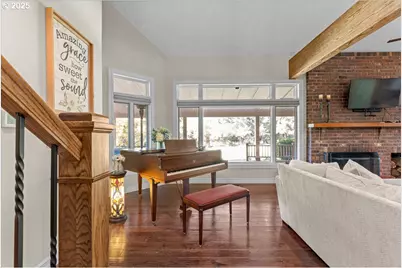 39889 McDowell Creek Dr, Lebanon, OR 97355 - Photo 17