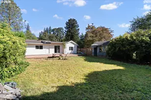 1065 9th St, Washougal, WA 98671 - Photo 7