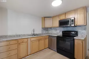 1065 9th St, Washougal, WA 98671 - Photo 15