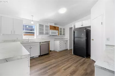 3228 NE Lombard St, Portland, OR 97211 - Photo 19