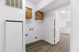 3228 NE Lombard St, Portland, OR 97211 - Photo 17