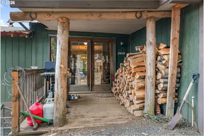 1202 Scoggins Rd, Underwood, WA 98651 - Photo 9