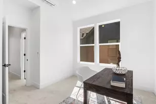 9213 N Seneca St, Portland, OR 97203 - Photo 21