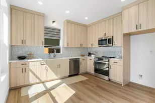 9213 N Seneca St, Portland, OR 97203 - Photo 17