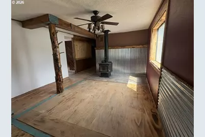 150 E Franklin Ave, Dayville, OR 97825 - Photo 17