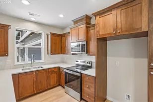 8641 NE 136th Ave, Vancouver, WA 98682 - Photo 3