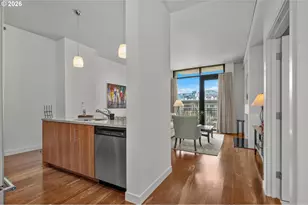 922 NW 11th Ave, Portland, OR 97209 - Photo 3