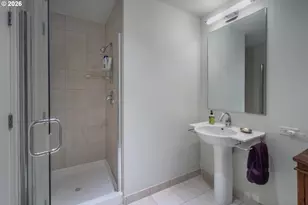 922 NW 11th Ave, Portland, OR 97209 - Photo 29