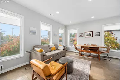 1603 SE Glenwood St, Portland, OR 97202 - Photo 9