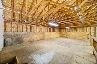 557 Plat B Rd, Sutherlin, OR 97479 - Photo 17