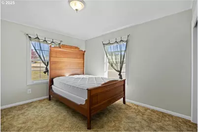 557 Plat B Rd, Sutherlin, OR 97479 - Photo 7