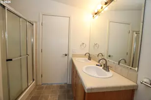 230 Owyhee Ln, Roseburg, OR 97471 - Photo 25