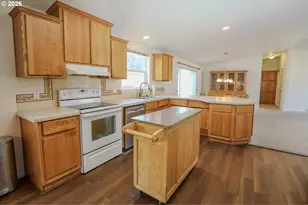230 Owyhee Ln, Roseburg, OR 97471 - Photo 19