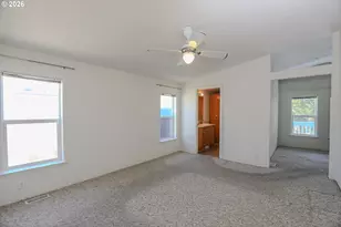 230 Owyhee Ln, Roseburg, OR 97471 - Photo 21