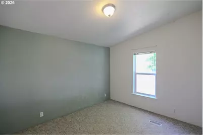 230 Owyhee Ln, Roseburg, OR 97471 - Photo 31