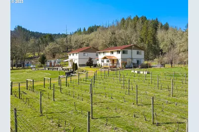 375 Porter Creek Rd, Winston, OR 97496 - Photo 7