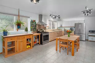 375 Porter Creek Rd, Winston, OR 97496 - Photo 21