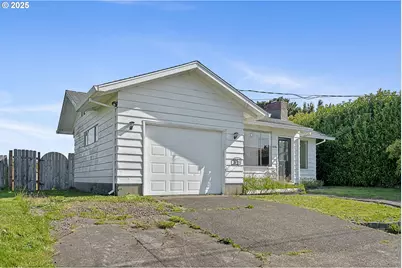 1806 8th St, Tillamook, OR 97141 - Photo 25