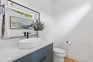 2897 SE Sherman St, Portland, OR 97214 - Photo 11