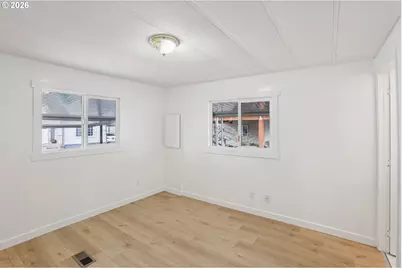 690 SW Liberty Bell Dr, Beaverton, OR 97006 - Photo 23