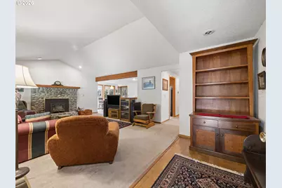 22073 E Wild Fern Ln, Brightwood, OR 97011 - Photo 11