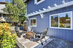 653 NE Snohomish Ave, White Salmon, WA 98672 - Photo 39